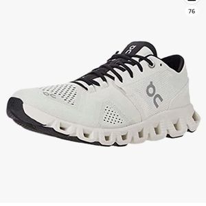 Cloud x sneakers size 7.5